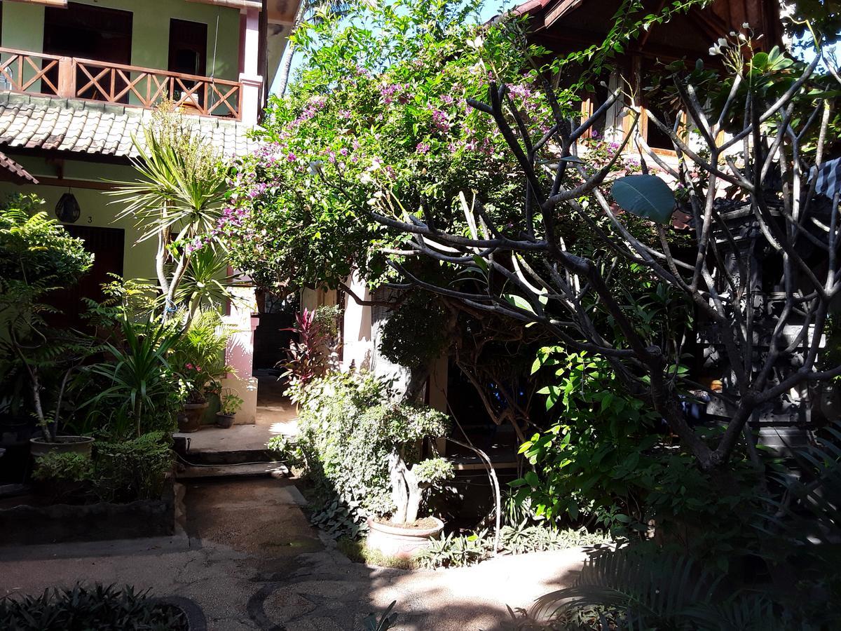 Lodge Blue Star Bungalows&cafe *