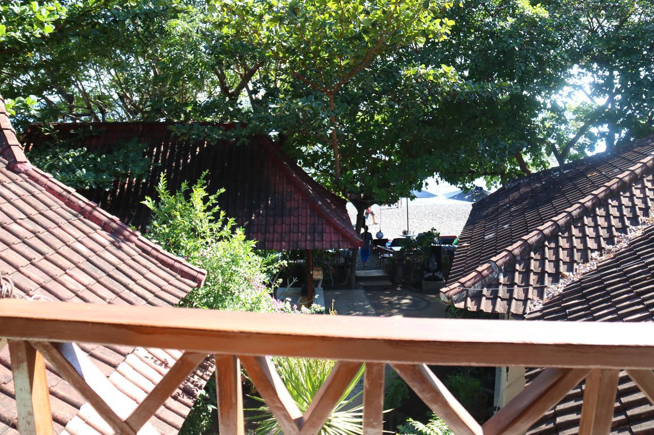 Blue Star Bungalows&cafe *