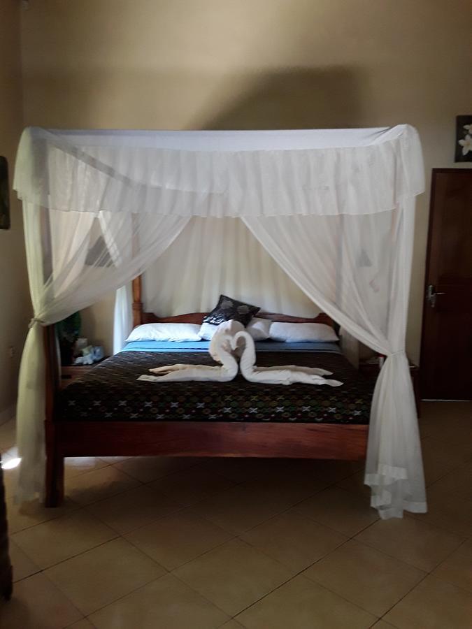 Blue Star Bungalows&cafe *