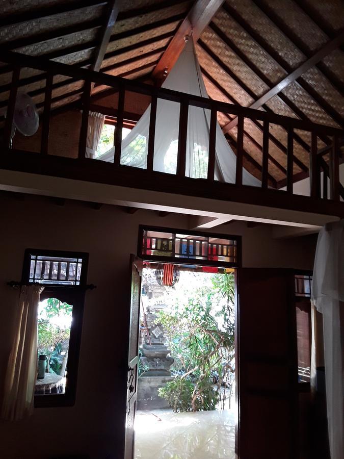 Blue Star Bungalows&cafe * Amed