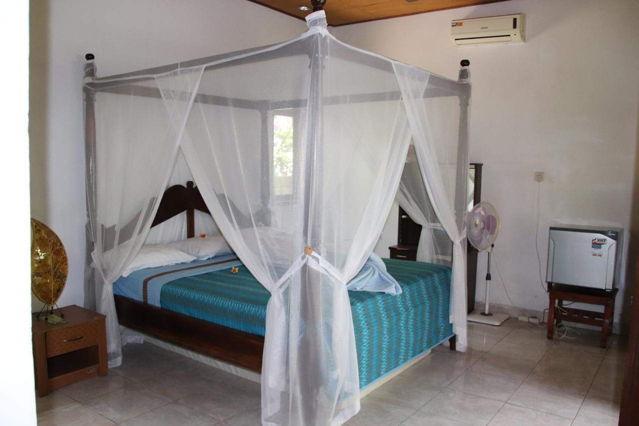 Lodge Blue Star Bungalows&cafe Amed